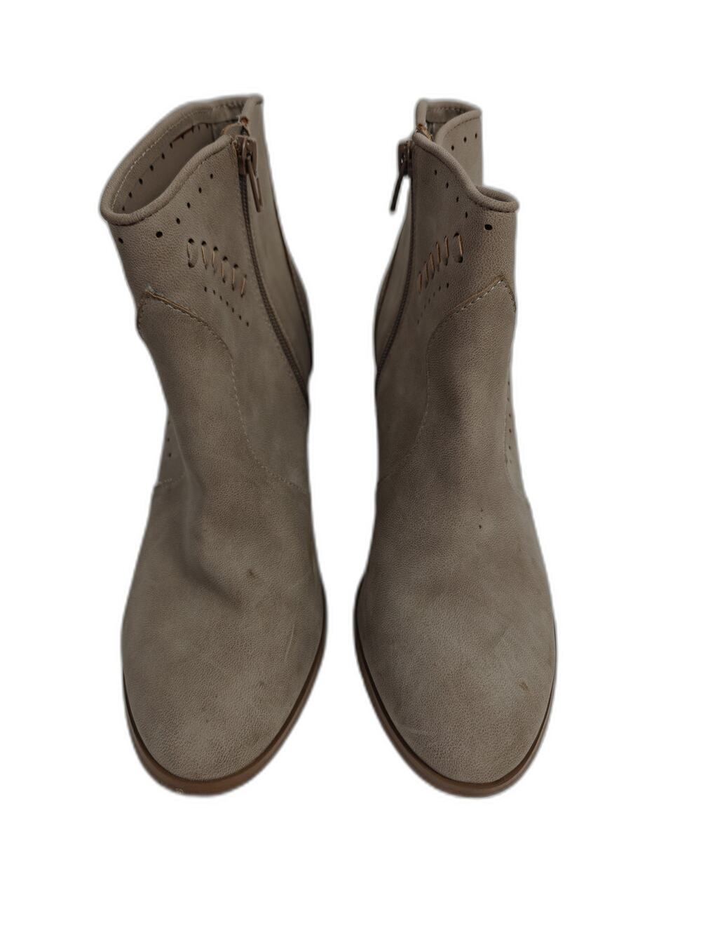 Womens Restricted Ankle Boots Taupe Size 9